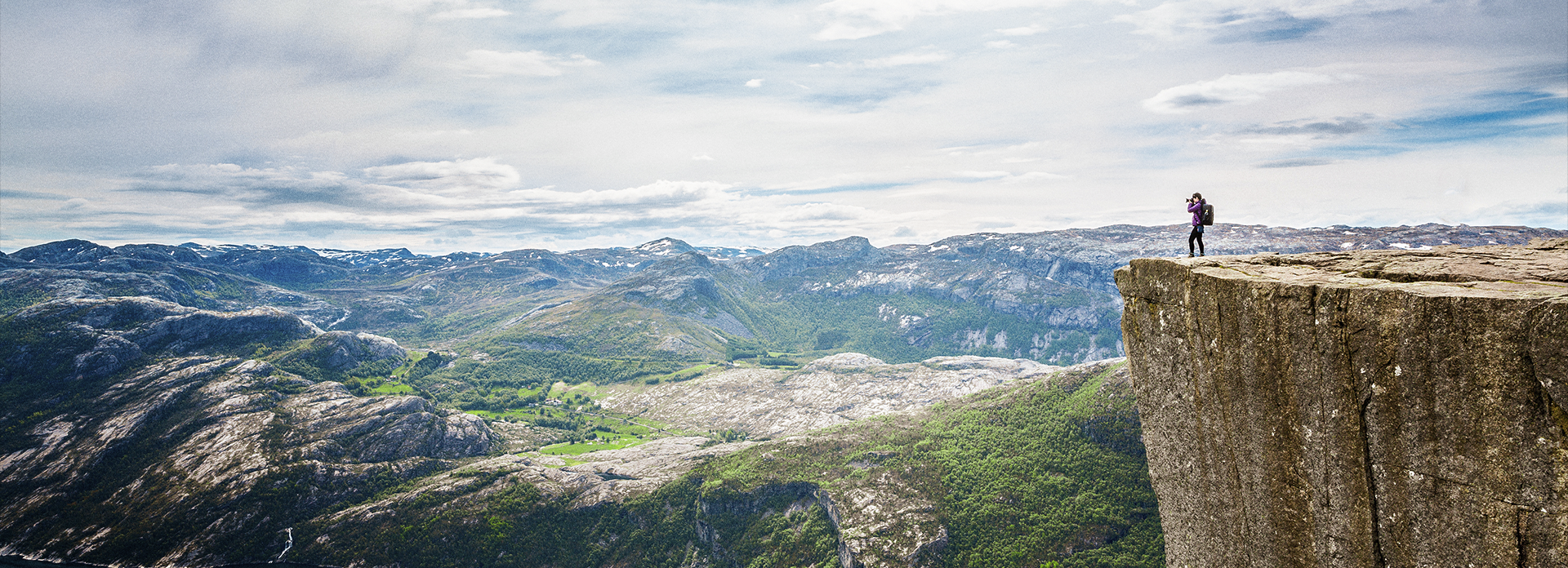 Dios nos ama desde el principio o antes - never3ends - el amor de Dios nunca deja de ser - 1 Corintios 13 8 - 2 OXO - One by One Genesis 1 - Cuál era el plan de Dios con la creación - Square